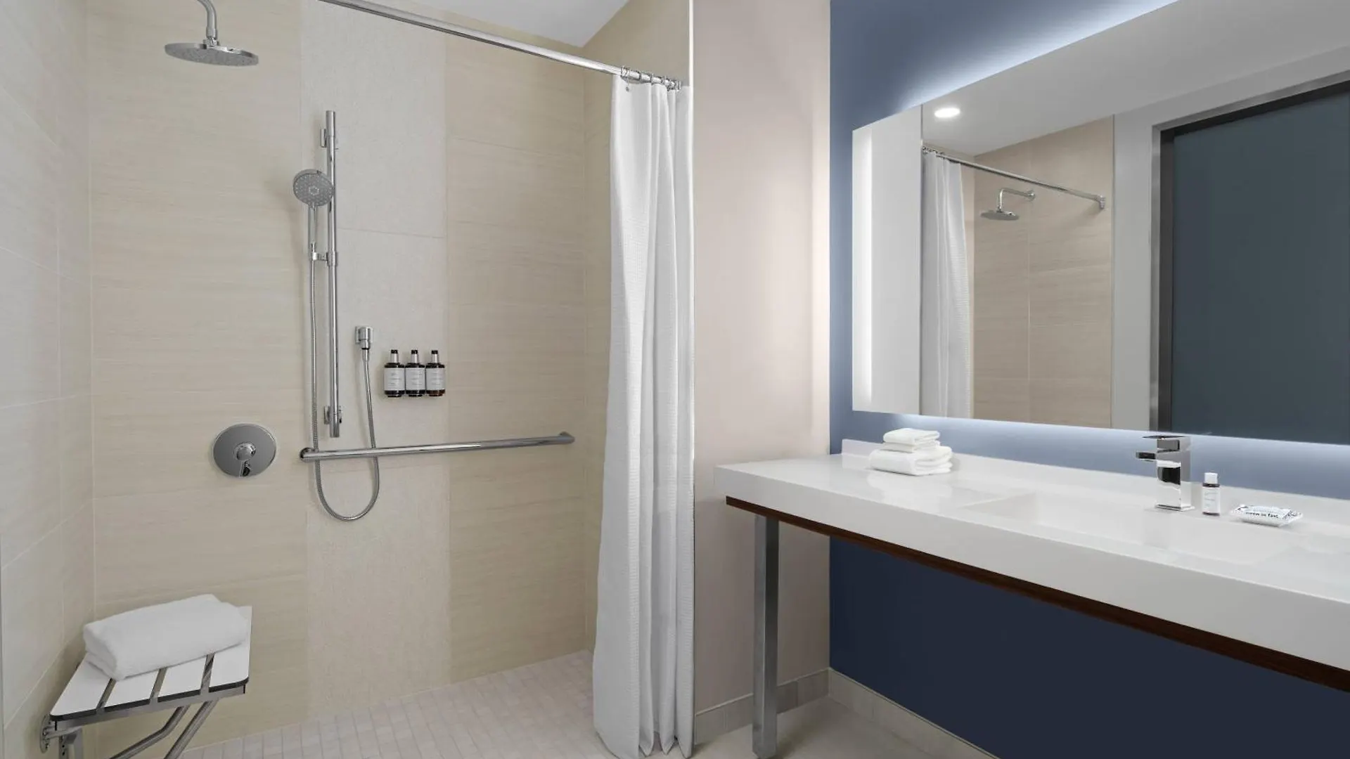 Ac Hotel By Marriott Maui Wailea 4*, ויילי